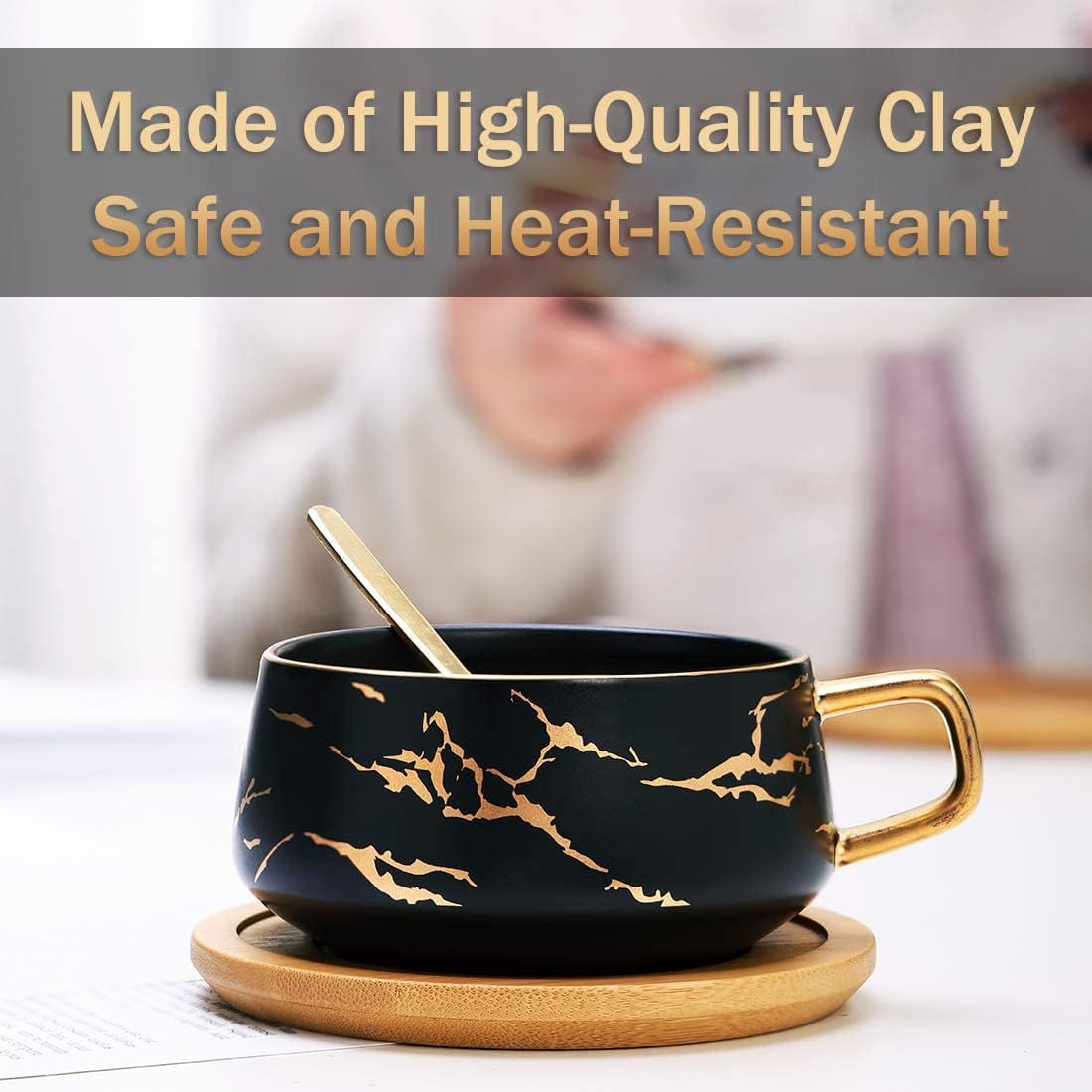 Set van 2 Cappuccino Kopjes met Schotel – 300 ml Porselein – Marmerlook – Inclusief Houten Schotel – Koffie & Thee (Zwart)